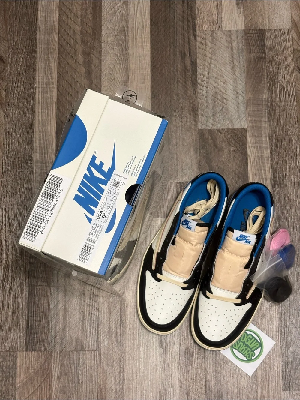 Jordan 1 low × Travis Scott Fragment 1.0